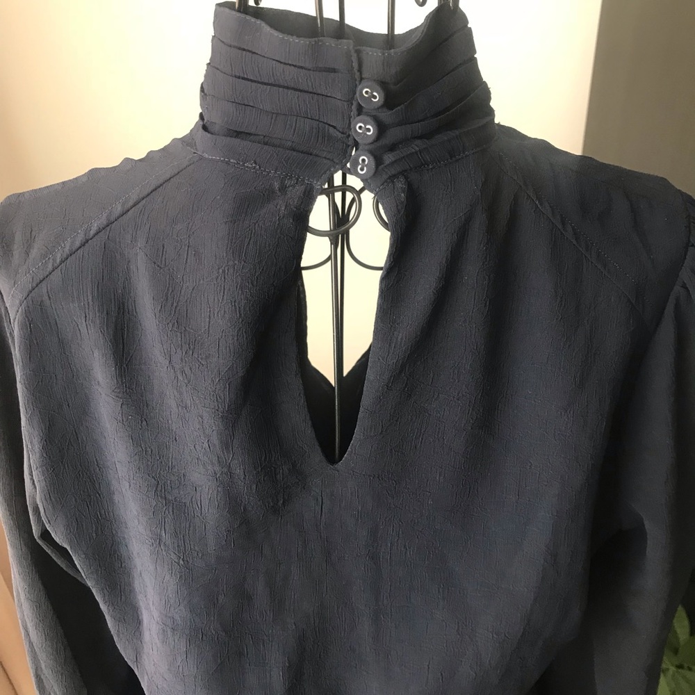 Keyhole Dress - Picture 3 of 8